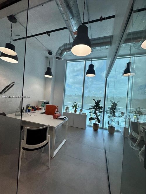 unit-206-10450 Nw 33rd St, Doral, FL, 33172-1005 | Card Image