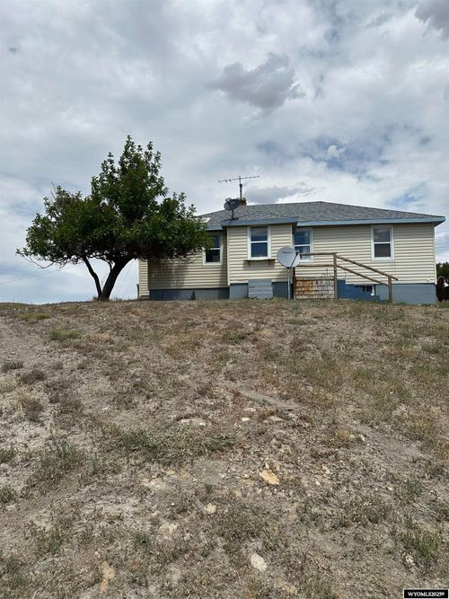 604 2nd St, Hanna, WY, 82327-5003 | Card Image