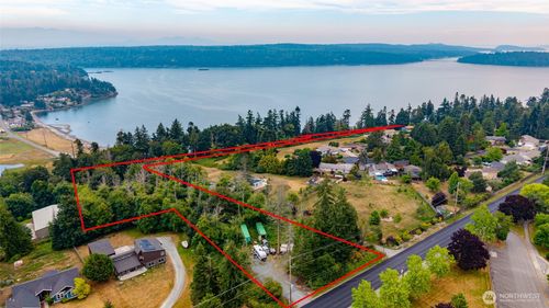 13555 Gibralter Rd, Anacortes, WA, 98221-8656 | Card Image