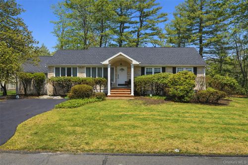 15 Hershel Ter, Monsey, NY, 10952-2916 | Card Image