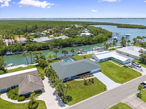 1709 Rio Vista Dr, Fort Pierce, FL, 34949-3429 | Card Image