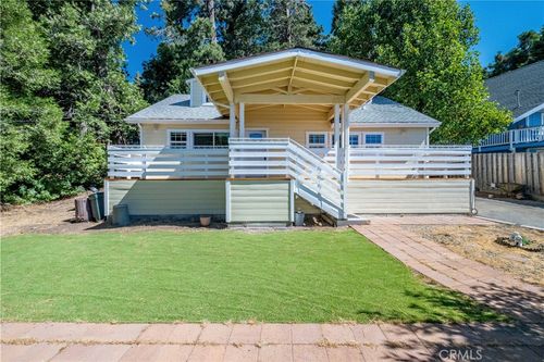 23882 Skyland Dr, Crestline, CA, 92325-9328 | Card Image