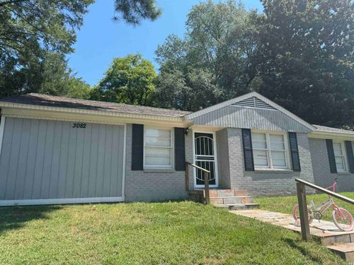 3082 Overton Crossing St, Memphis, TN, 38127-7336 | Card Image