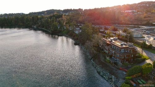 102-9115 Lochside Dr, North Saanich, BC, V8L0A9 | Card Image