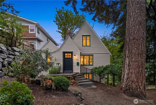 421 N 40th St, Seattle, WA, 98103-7712 | Card Image