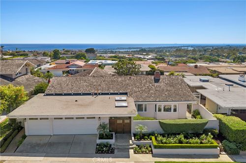 2601 Lighthouse Ln, Corona Del Mar, CA, 92625-1313 | Card Image