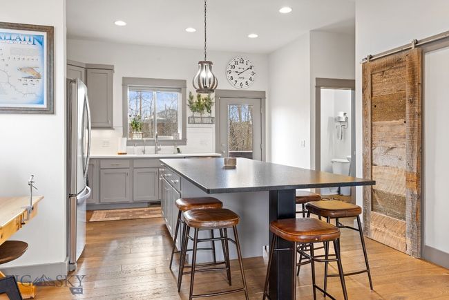 44 Flat Car Ct, Condo with 3 bedrooms, 3 bathrooms and null parking in Bozeman MT | Image 15