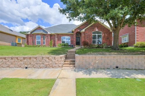 2772 Summertree Dr, Carrollton, TX, 75006-2646 | Card Image