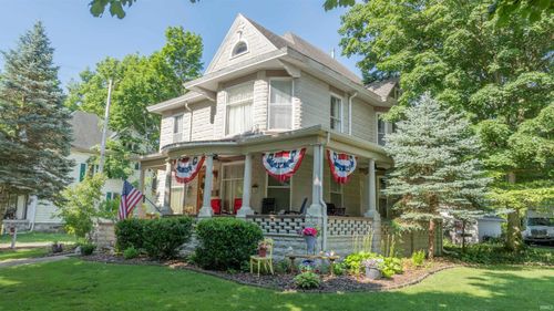 712 Pontiac St, Rochester, IN, 46975-1538 | Card Image