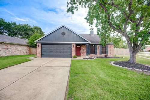 10319 Green Valley Lane, Houston, TX, 77064 | Card Image