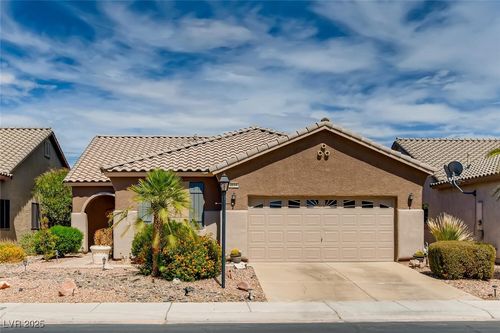 3594 Driving Range St, Las Vegas, NV, 89122-3404 | Card Image