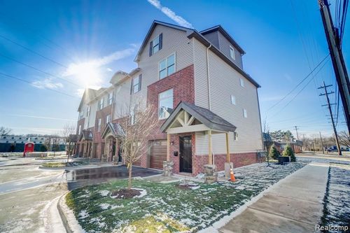 3426 Primary Street, Auburn Hills, MI, 48326 | Card Image