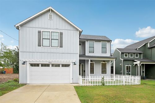 6815 Prosper St, Dallas, TX, 75209-4609 | Card Image