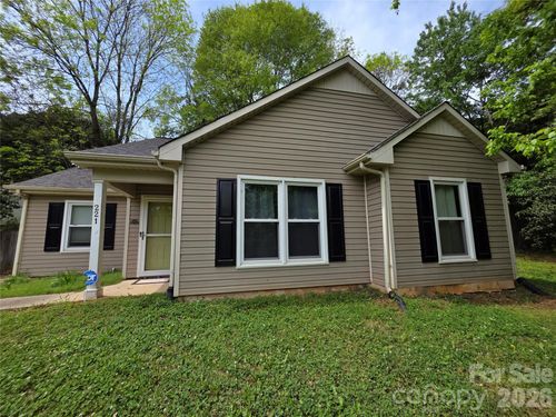 221 Auten Cir, Mount Holly, NC, 28120-1901 | Card Image