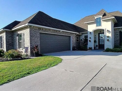 3855 Sandbar Dr, Addis, LA, 70710-3120 | Card Image