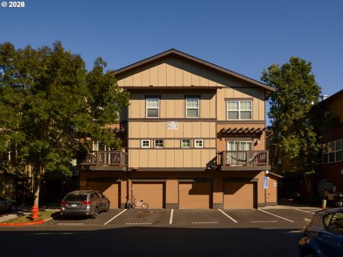 unit-201-22838 Sw Forest Creek Dr, Sherwood, OR, 97140-9880 | Card Image