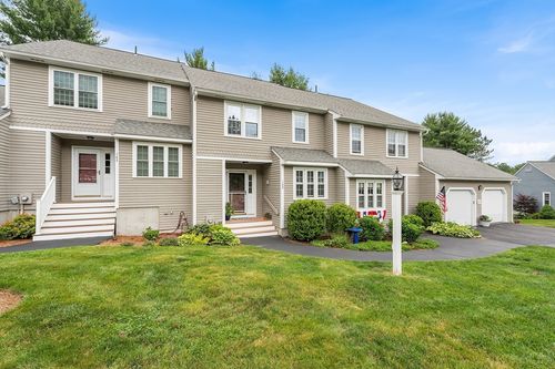 142-142 Laurelwood Dr, Hopedale, MA, 01747-1954 | Card Image