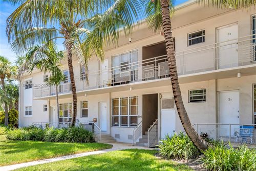 1b-800 W 42nd Street, Miami Beach, FL, 33140 | Card Image