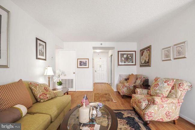 3-125 - 15115 Interlachen Dr, Condo with 1 bedrooms, 1 bathrooms and null parking in SILVER SPRING MD | Image 8