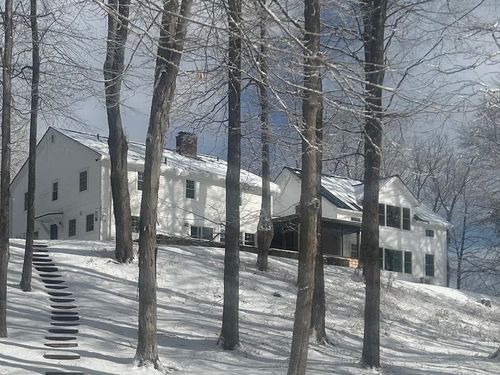 557 Bennett Hill Rd, Shaftsbury, VT, 05262-9214 | Card Image