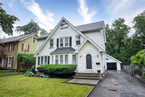 70 Kemphurst Rd, Rochester, NY, 14612-5136 | Card Image