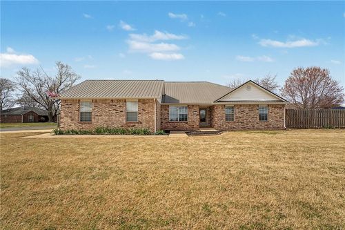 801 Pinoak St, Centerton, AR, 72719-8983 | Card Image