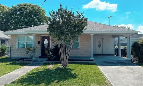 809 Nursery Ave, Metairie, LA, 70005-2935 | Card Image