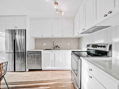 2509 Burian Dr, Coquitlam, BC, V3K5W8 | Card Image