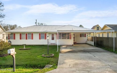 234 Magnolia St, Opelousas, LA, 70570-6617 | Card Image