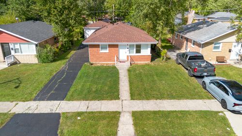 595 W 16th Pl, Chicago Heights, IL, 60411-3113 | Card Image