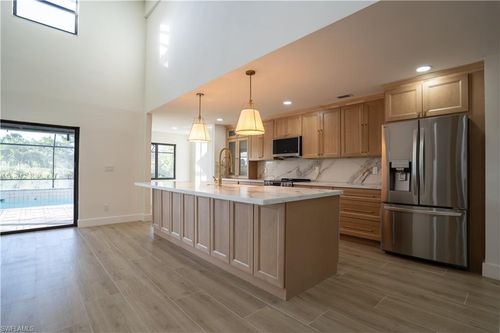 16701 Bobcat Dr, FORT MYERS, FL, 33908-4328 | Card Image