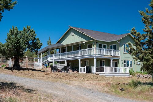 444 Nw Pinecrest Dr, Prineville, OR, 97754-7770 | Card Image