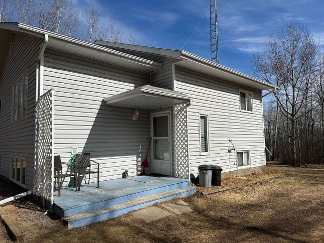 64 Tawatinaw Drive, Home with 4 bedrooms, 2 bathrooms and 6 parking in Athabasca AB | Image 2