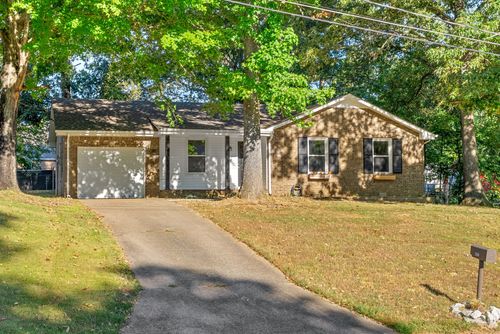 504 Linda Ln, Clarksville, TN, 37042-6362 | Card Image