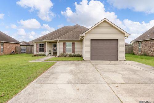 133 Essence Avenue, Thibodaux, LA, 70301 | Card Image