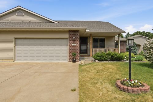 a-2538 Hils Ct, Menomonie, WI, 54751-1126 | Card Image