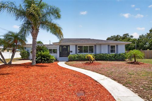 1674 34th Ave N, ST PETERSBURG, FL, 33713-2828 | Card Image