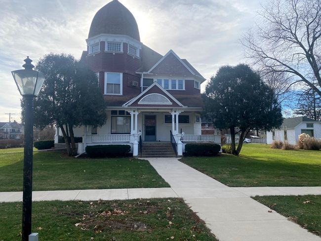 339 E Chestnut St, House other with 3 bedrooms, 3 bathrooms and 5 parking in Sheffield IL | Image 39