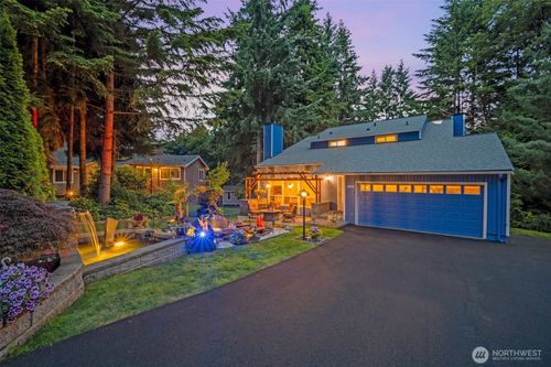 20814 28th Ave Se, Bothell, WA, 98021-7824 | Card Image