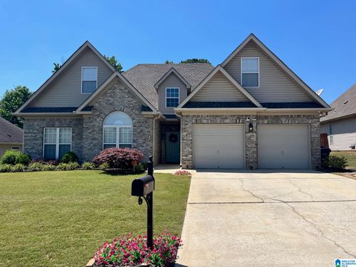 220 Camden Cove Pkwy, Calera, AL, 35040-5559 | Card Image