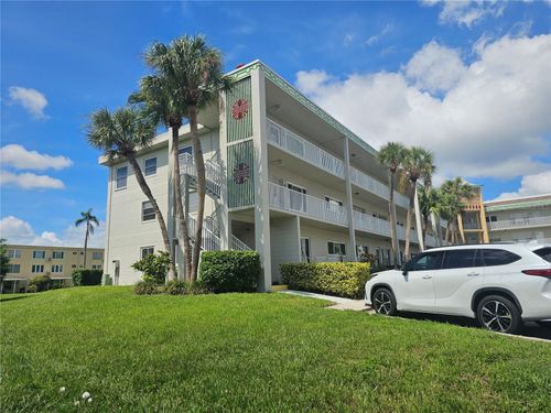 22-2070 World Parkway Blvd, CLEARWATER, FL, 33763-3643 | Card Image