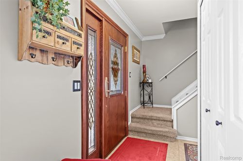22439 Cherrylawn Dr, Brownstown Twp, MI, 48134-9278 | Card Image