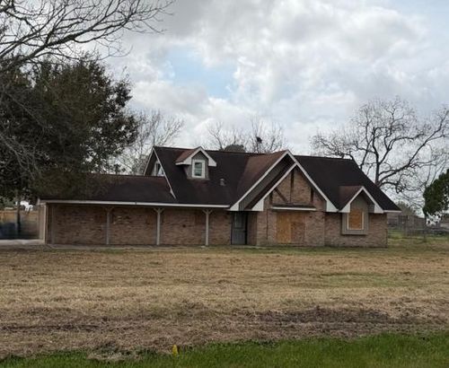 2506 Loch Lomond St, Highlands, TX, 77562-2337 | Card Image