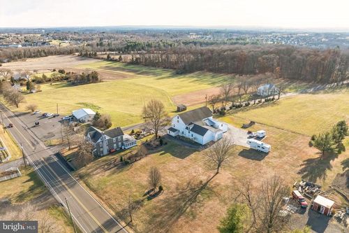 411 Swamp Pike, SCHWENKSVILLE, PA, 19473-1405 | Card Image