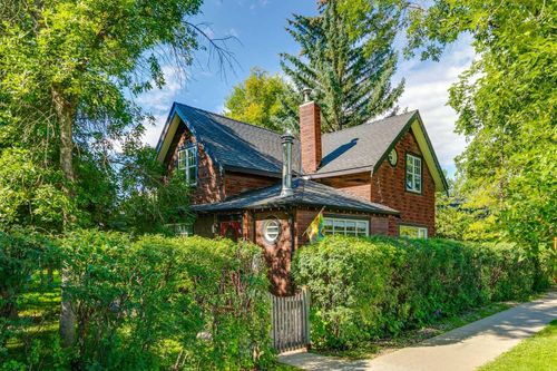 61 Elma Street W, Okotoks, AB, T1S1J8 | Card Image