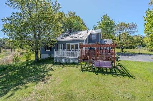 140 Mountain View Rd, Deerfield, NH, 03037-1205 | Card Image