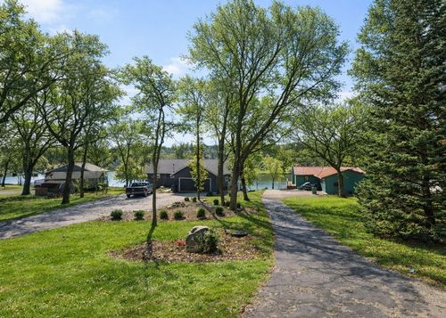 4184 Panorama Dr, Panora, IA, 50216-8638 | Card Image