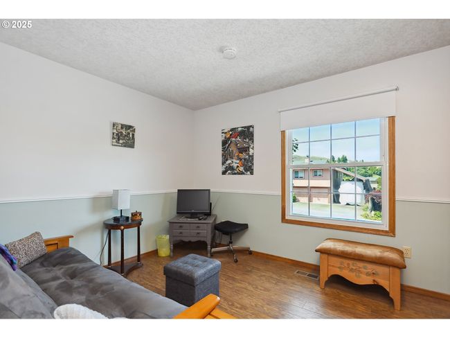620 Sherman Dr, House other with 3 bedrooms, 2 bathrooms and 2 parking in The Dalles OR | Image 24