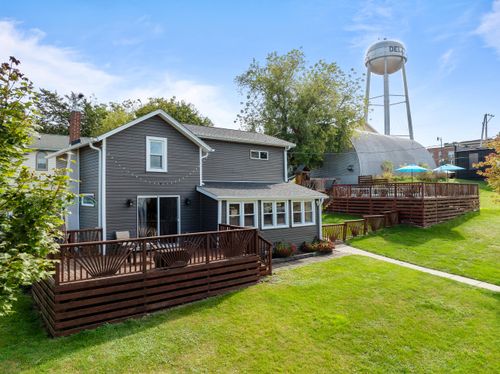 119 N Main St, Delavan, WI, 53115-1121 | Card Image