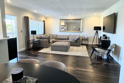 apt-203-2141 Ne 68th St, Fort Lauderdale, FL, 33308-1147 | Card Image